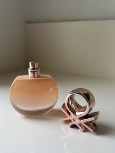 UCB rose parfum