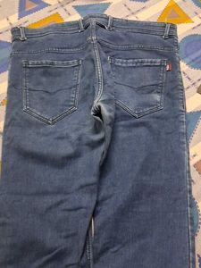 JEANS BLUE