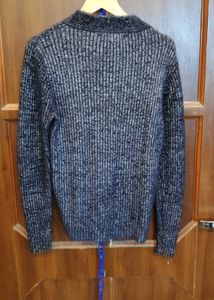 Men's V-Neck Textured Sweater