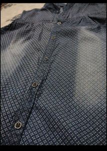 Sleeveless Blue Printed Button-Down Top
