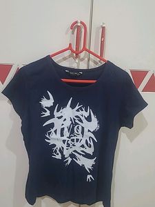 Women's t-shirt