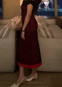 Elegant Off-Shoulder Maroon Dress(savana)
