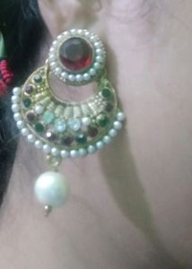Lovely Fancy Party Wear Earring