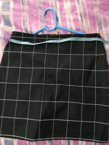 Black &amp; White Grid Mini Skirt