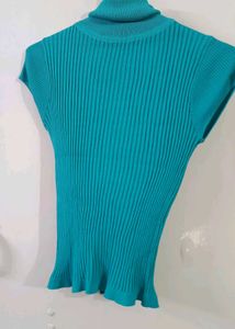 Ribbed Teal Short Sleeve Top