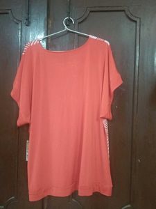 Vibrant Coral &amp; White Abstract Print Top