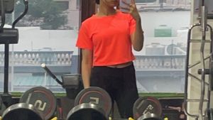 Mast &amp; Harbour Activewear Top