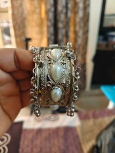 Exquisite Silver &amp; Pearl Cuff Bracelet