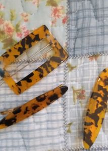 Tortoise Shell Hair Clip Set