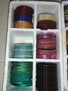 Assorted Bangle Set
