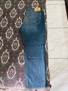 Signature Men's Blue Wash Loose Fit Jeans