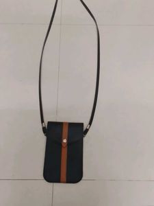 Stylish Black &amp; Tan Crossbody Pouch