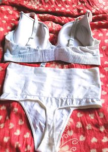 Comfortable Ribbed Bra and Panty Set