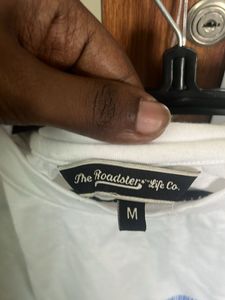 White Cropped T-Shirt - Size M
