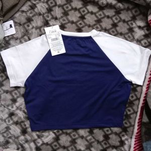S size Navy &amp; White Cropped Raglan Tee