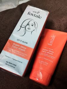 Seal Pack Foxtale Super Glow Face Wash