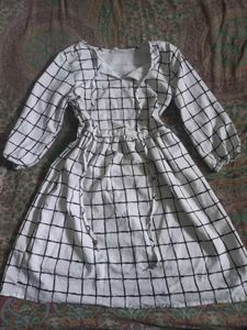 Black stripped dress