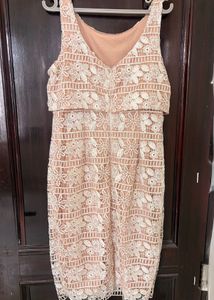 Elegant Lace Sheath Dress