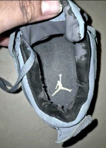 NIKE AIR JORDAN 4  "KAWS"