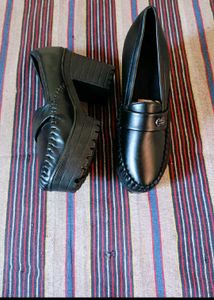 Chic Black Platform Loafers