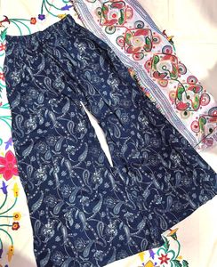 Elegant Blue Paisley Print Kurta