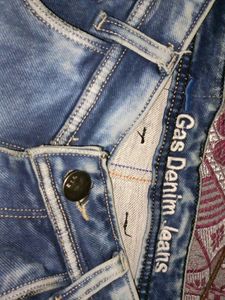 2 Jean's