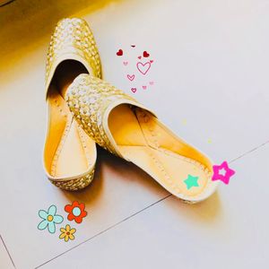 💫💫💫Stunning Gold Juttis 💫💫💫