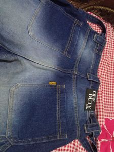 Off duty baggy carpenter jeans