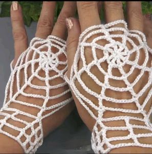 Unique Spiderweb Arm Warmers
