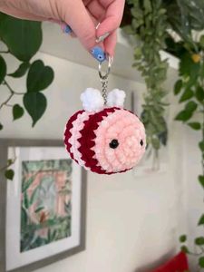 Cute Bee Keychain