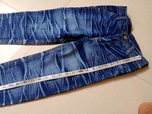 Stylish Blue Wash Jeans
