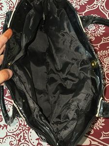 Black Estee Lauder Bag