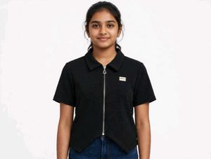 Stylish Black Zipper Top