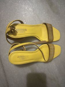 Anouk Yellow Strap Sandals