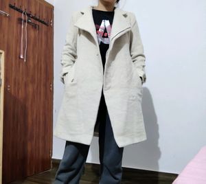 Offwhite Overcoat For Slim N Stylish Women