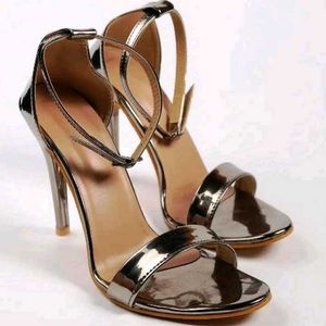 Stylish Metallic Stiletto heels