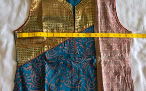 Teal &amp; Orange Printed Sleeveless Kurta