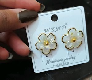 Beautiful Korean 3D Flower Stud Earring