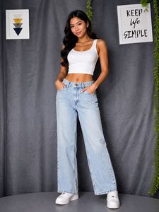 Light Wash Relaxed Fit Jeans