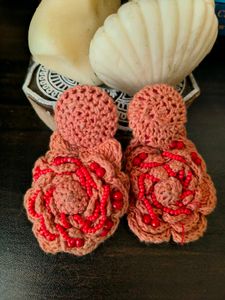 Set Of 2 Earrings ❤️