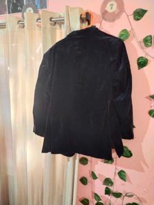 Dark Blue Velvet Blazer