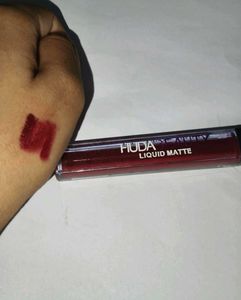 Huda Beauty Liquid Matte Lipstick