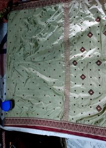 Elegant Silk Saree with Intricate Embroidery