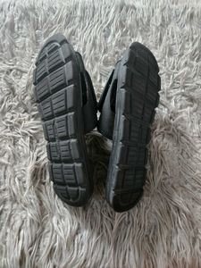 Skechers Gel-Infused Memory Foam Adjustable Comfor