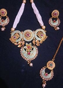 neckless