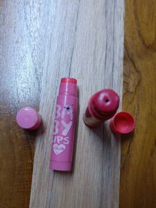 Lip Balm Bundle: Baby Lips &amp; Lakme