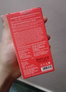 Dot &amp; Key Strawberry Dew Tinted Sunscreen SPF 50+