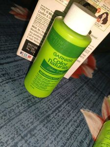 Garnier  Naturals Hair Color (Natural Bla