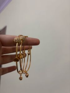 set of 2 Elegant Gold Bangles