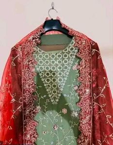 Pakistani Embroidery Kurti Set For Girls/ Women